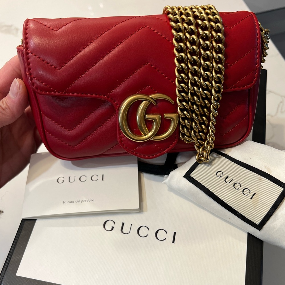 Gucci Marmont Matelasse Super Mini Bag